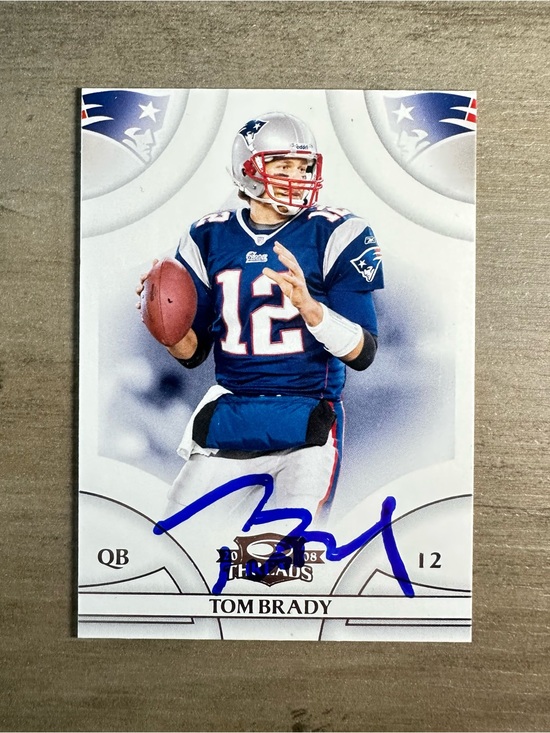 Donruss Other - Tom Brady Signed 2008 Donruss #23 Football Card. Autograph. Patriots.